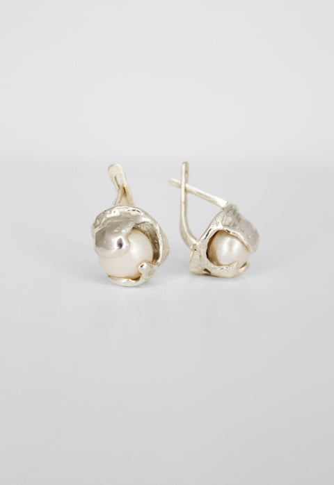 Earrings "White Pearl"