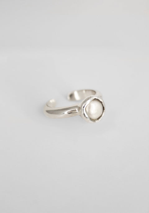 Set «White pearl» (earrings + ring)